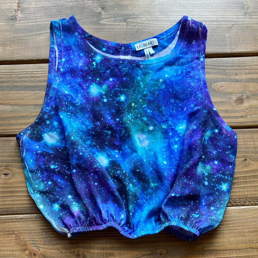 LA hearts crop top